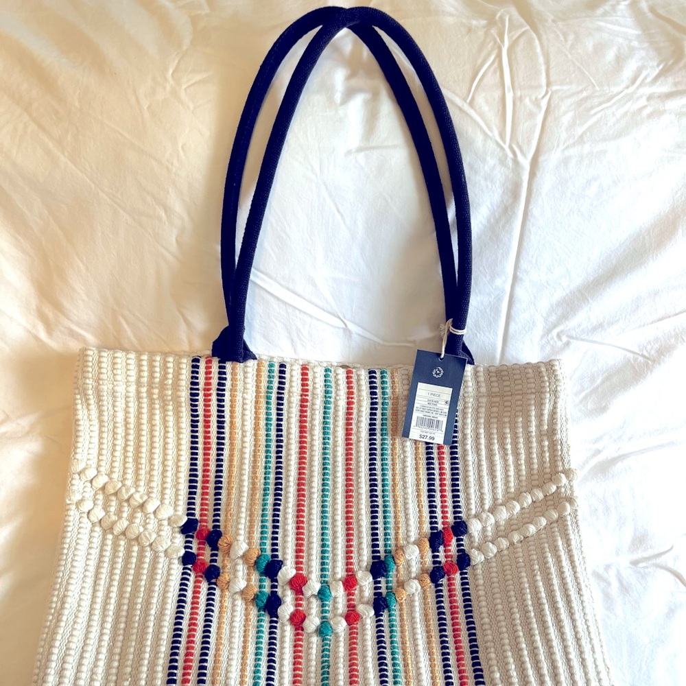 👛NWT Universal Thread Woven bag in multiple muted colors